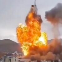 Illustrative: Fire and smoke can be seen at the site of an IDF strike outside of Houthi-controlled Sanaa, in Yemen, on August 24, 2025. (Screenshot: X, used in accordance with Clause 27a of the Copyright Law)