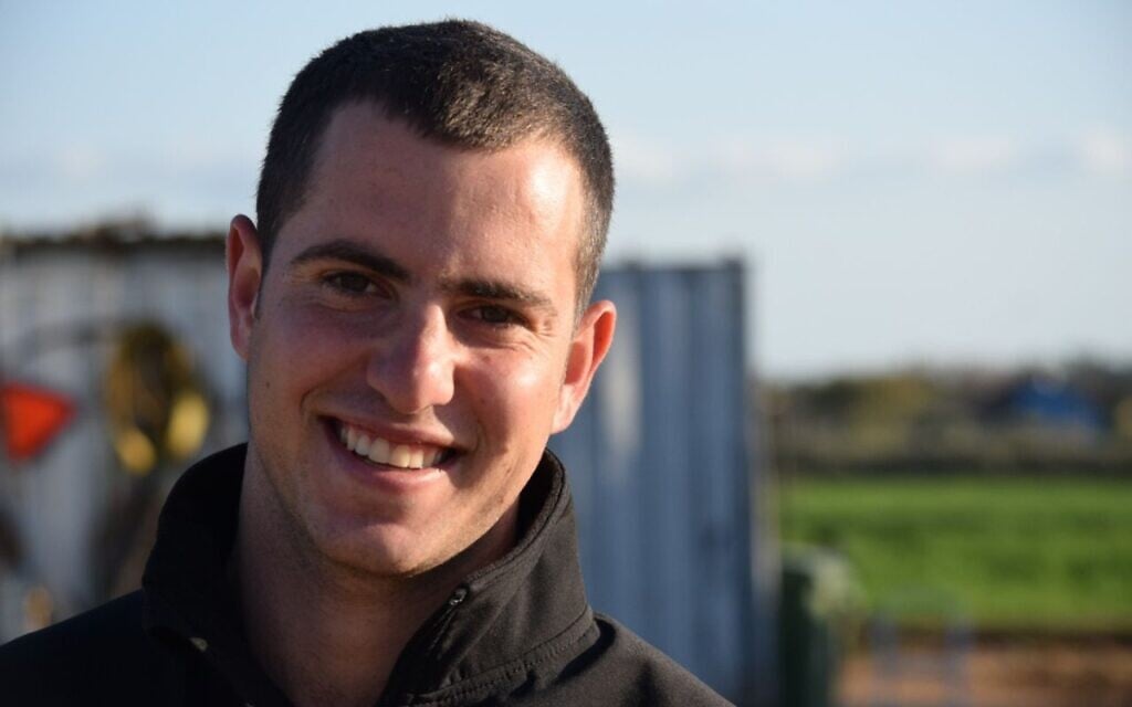 Cpt. Arnon Benveniste, 26: Horse lover is 3rd generation of fallen soldiers