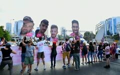 Protesters demanding a deal to free hostages in Gaza block the Ayalon Highway in Tel Aviv, August 3, 2025. (Danor Aharon/Pro-Democracy Protest Movement)