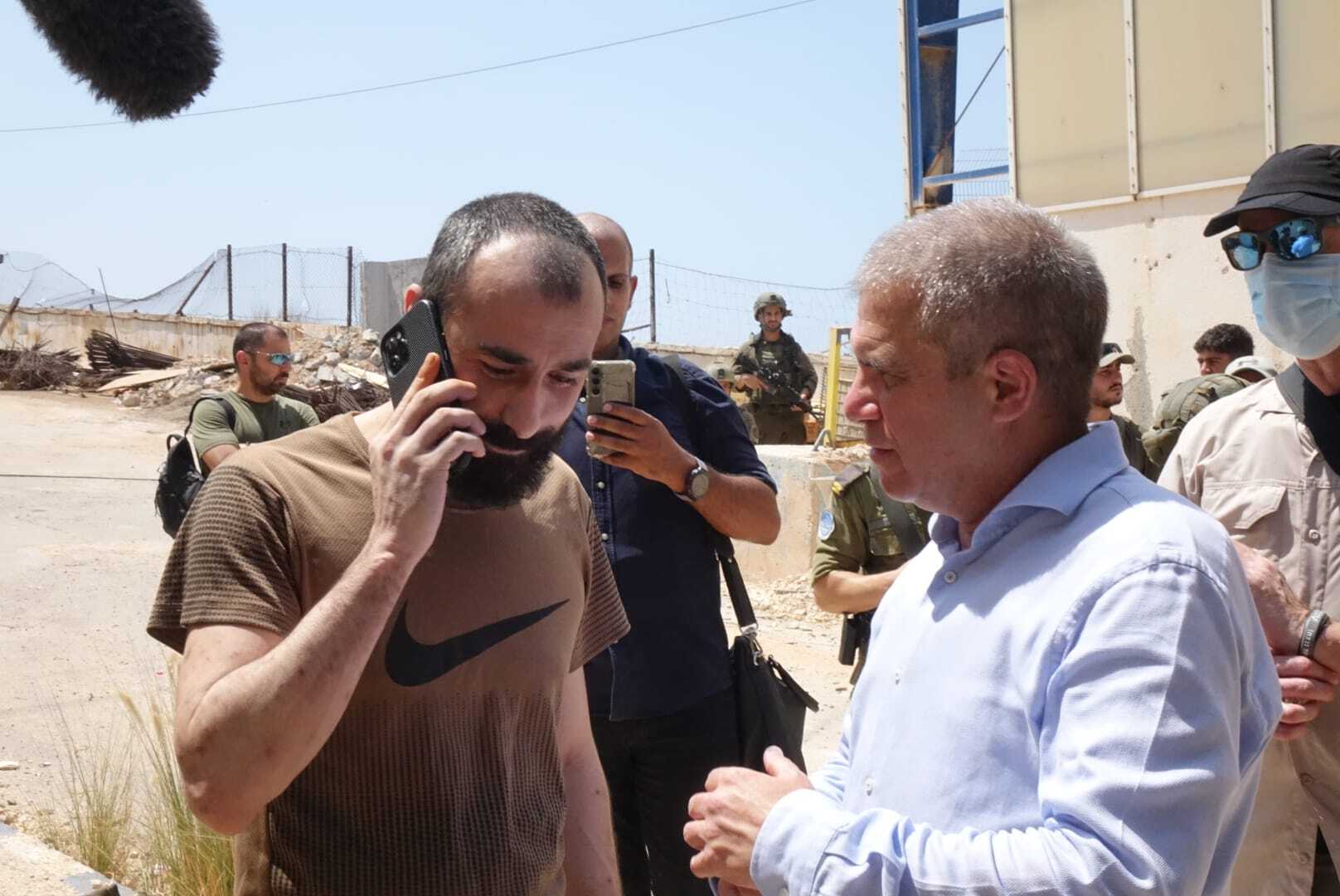 Israel Returns Citizen from Lebanon after Year Detention