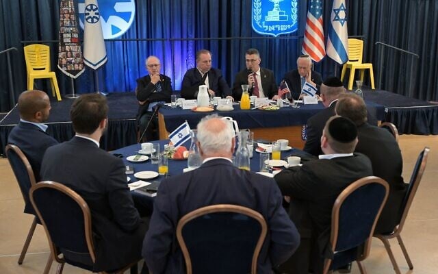 Foreign Minister Gideon Sa'ar speaks at a briefing to journalists in Jerusalem on August 13, 2025. (Shlomi Amselam/GPO) Foreign Minister Gideon Sa'ar speaks at a briefing to journalists in Jerusalem on August 13, 2025. (Shlomi Amselam/GPO)
