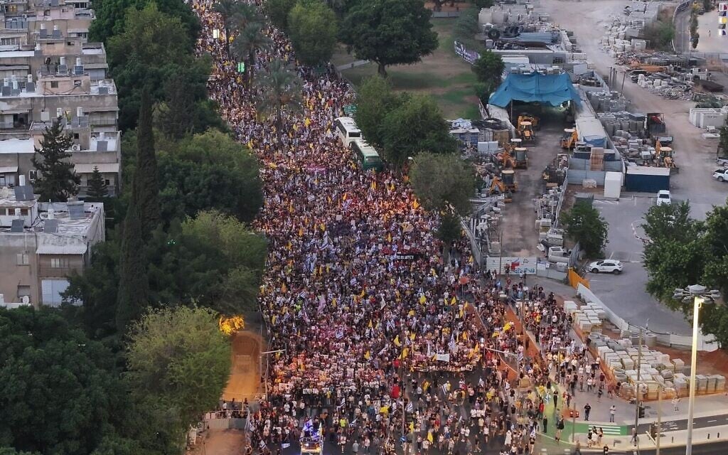 Large crowds fill Tel Aviv’s Hostages Square for rally urging deal to free captives
