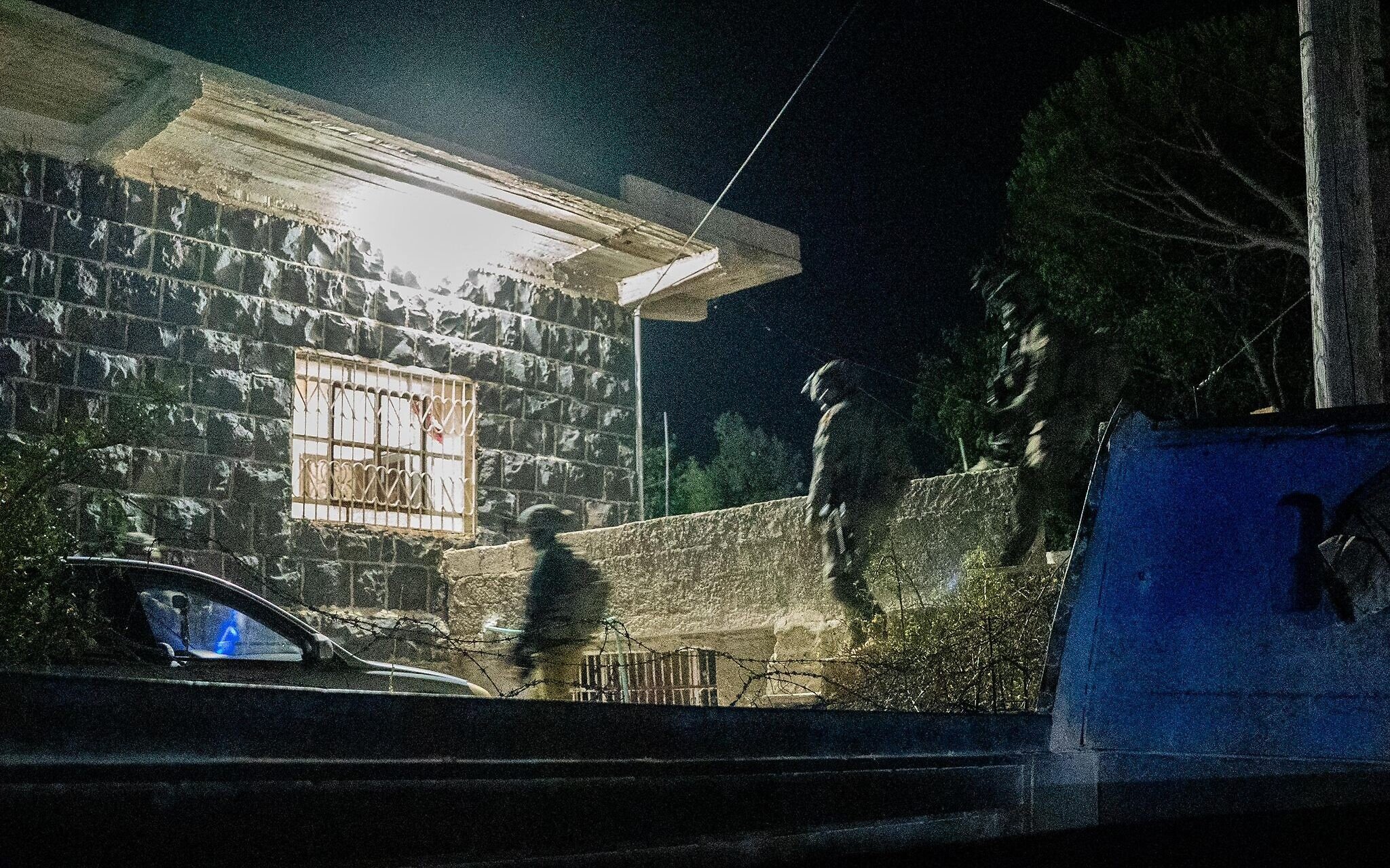 IDF says soldiers questioned suspected dealers, seized arms in overnight Syria raid