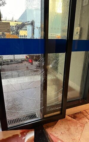 Israeli regime embassy in Netherlands attacked