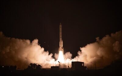 The launch of the Ofek 19 spy satellite from Palmachim air base, September 2, 2025. (Defense Ministry)