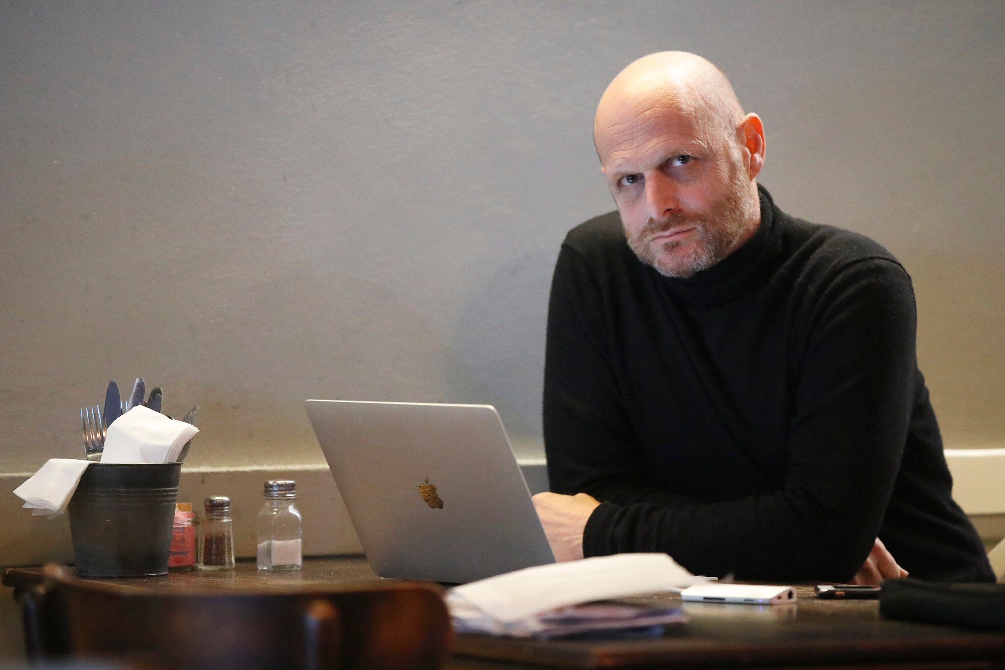 NextImg:TV writer Hagai Levi says artists want to leave Israel, boycott hurting wrong people