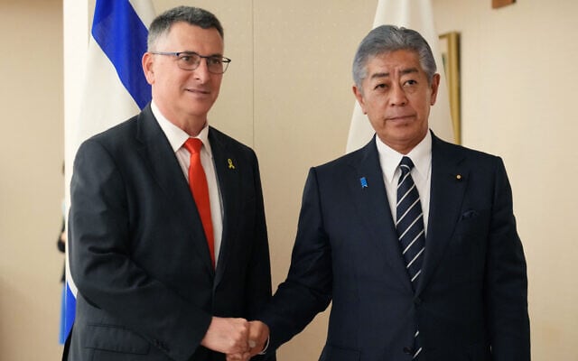 Foreign Minister Gideon Sa'ar (L) shakes hands with his Japanese counterpart Takeshi Iwaya at the Foreign Ministry in Tokyo on May 13, 2025. (Photo by Kazuhiro NOGI / AFP) Foreign Minister Gideon Sa'ar (L) shakes hands with his Japanese counterpart Takeshi Iwaya at the Foreign Ministry in Tokyo on May 13, 2025. (Photo by Kazuhiro NOGI / AFP)