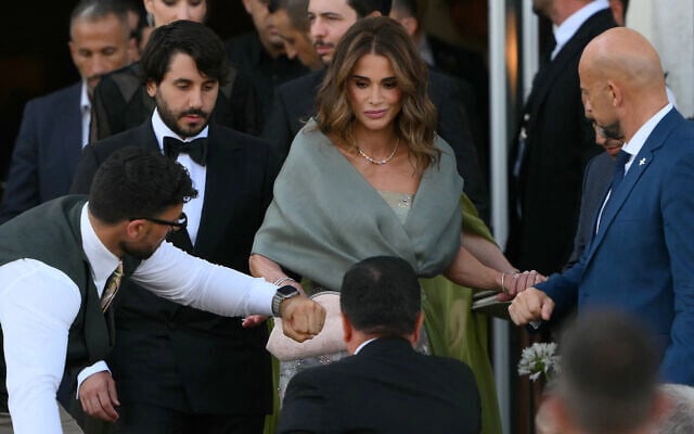 Jordan's Queen Rania leaves the St Regis Hotel on the wedding day of Amazon founder Jeff Bezos with Lauren Sanchez, in Venice, Italy, on June 27, 2025. (Marco BERTORELLO / AFP) Jordan's Queen Rania leaves the St Regis Hotel on the wedding day of Amazon founder Jeff Bezos with Lauren Sanchez, in Venice, Italy, on June 27, 2025. (Marco BERTORELLO / AFP)