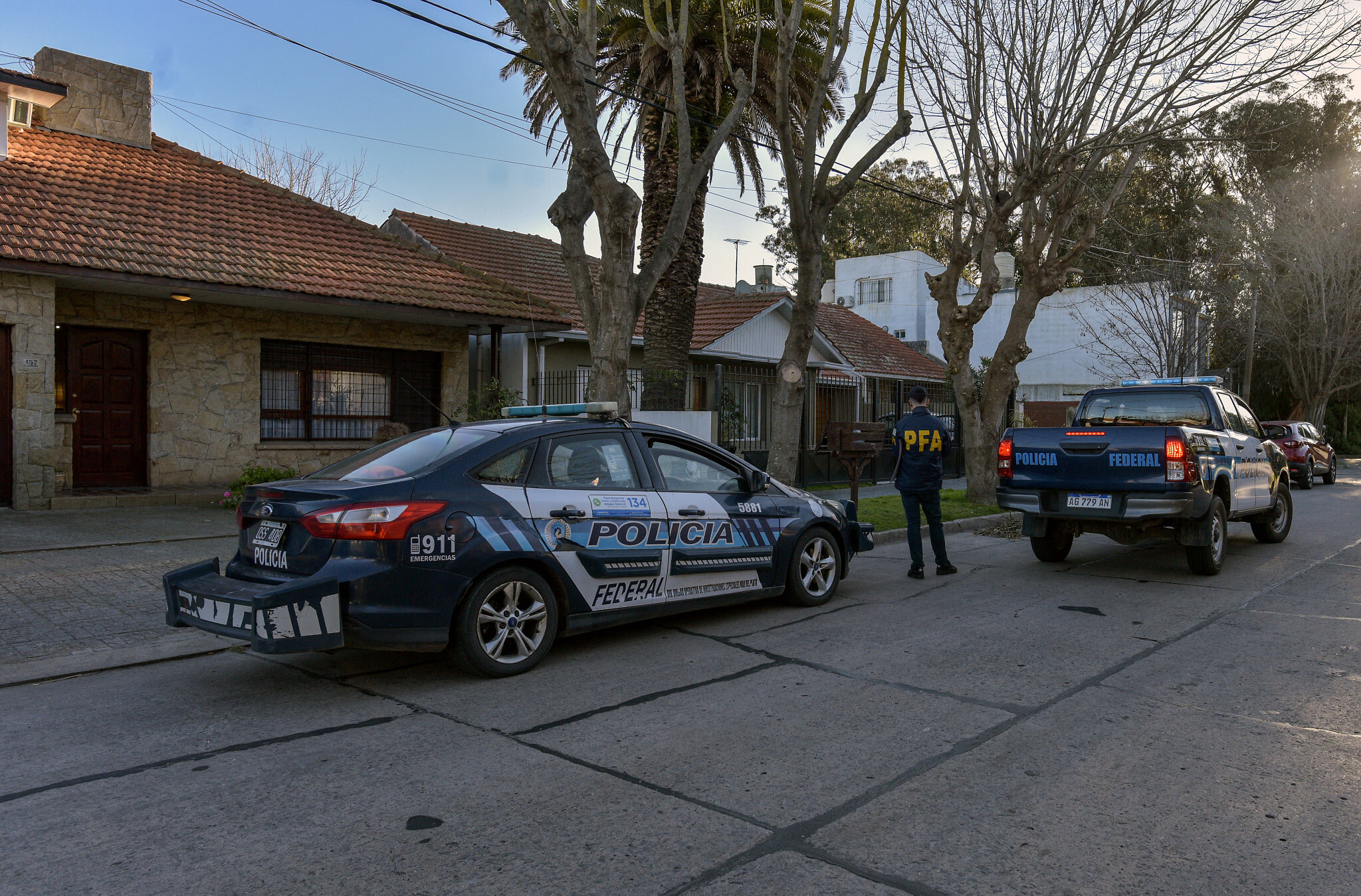 Two held after Nazi-looted painting shows up in ad for Argentina house sale Two held after Nazi-looted painting shows up in ad for Argentina house sale