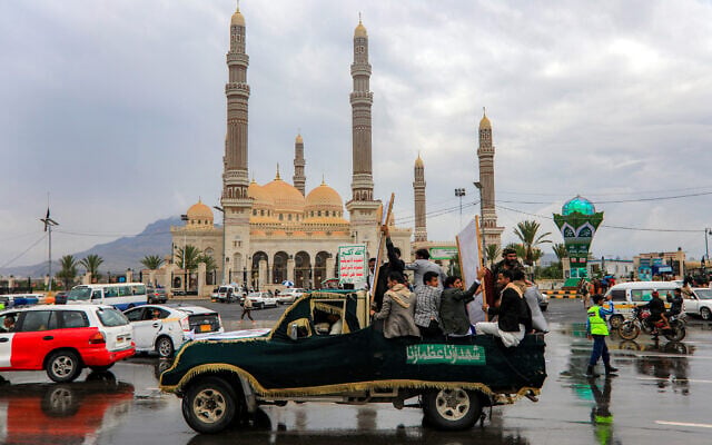 Vehicles carry caskets during a funeral for Houthi military media members who were killed the previous week in an Israeli airstrike, outside the Saleh Grand Mosque in the Houthi-held capital Sanaa, on September 16, 2025. (Mohammed HUWAIS / AFP) Vehicles carry caskets during a funeral for Houthi military media members who were killed the previous week in an Israeli airstrike, outside the Saleh Grand Mosque in the Houthi-held capital Sanaa, on September 16, 2025. (Mohammed HUWAIS / AFP)