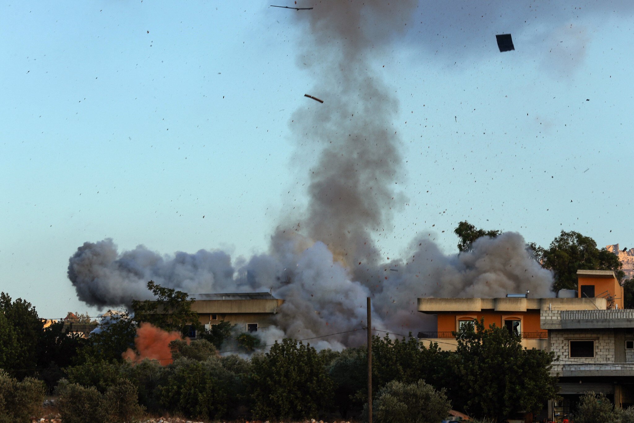 NextImg:Wave of Israeli strikes in southern Lebanon targets Hezbollah’s elite Radwan Force
