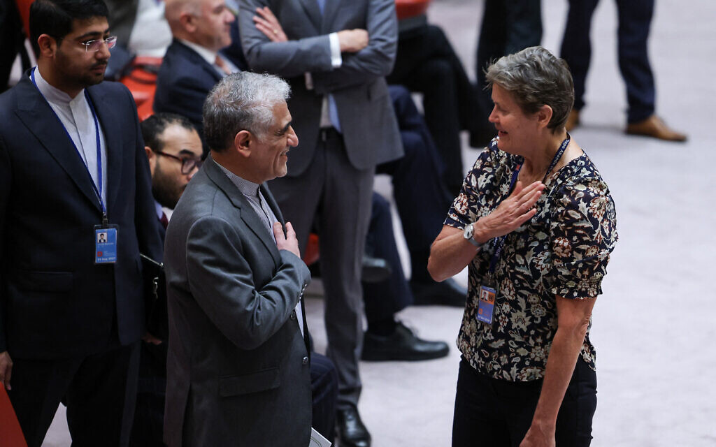 (L/R) Iranian Ambassador to the UN Amir-Saeid Iravani speaks with UK Ambassador to the UN Barbara Woodward during a United Nations Security Council meeting on Iran at UN headquarters on September 19, 2025, in New York. (ANGELA WEISS / AFP)