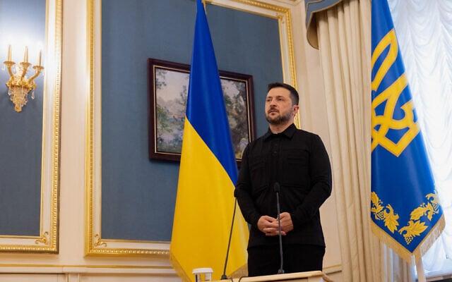 Ukraine's President Volodymyr Zelensky delivers a press conference in Kyiv on September 27, 2025. (Tetiana DZHAFAROVA / AFP) Ukraine's President Volodymyr Zelensky delivers a press conference in Kyiv on September 27, 2025. (Tetiana DZHAFAROVA / AFP)