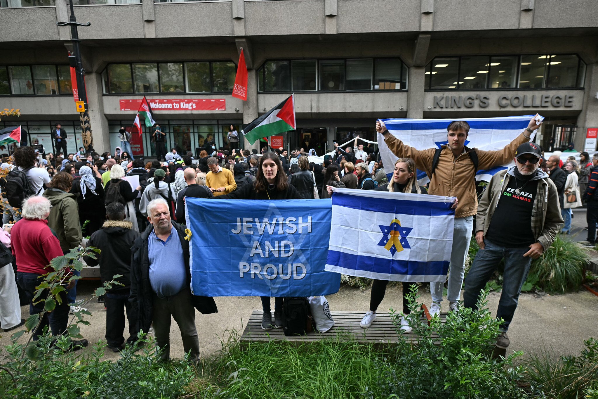 As antisemitism rises on European campuses, Jewish students are pushing back