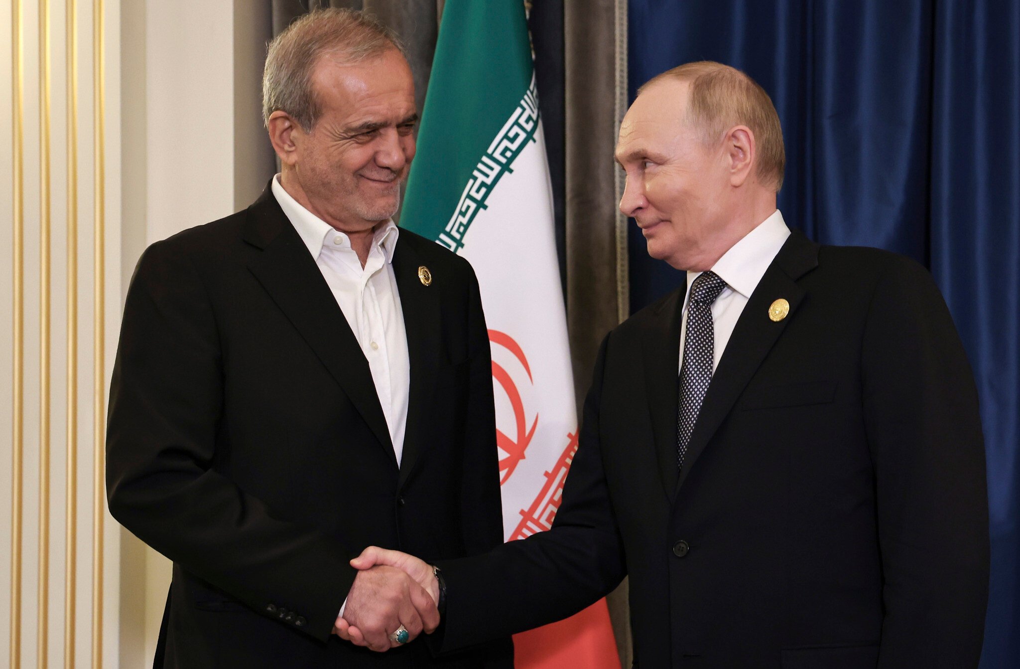 NextImg:China and Russia back Iranian rejection of European sanctions snapback