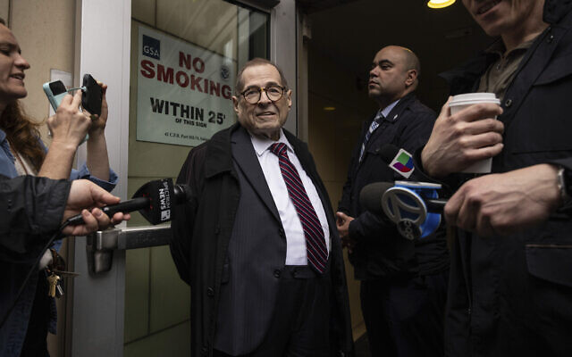 US Representative Jerry Nadler, a New York Democrat, speaks to members of media outside Greater New York Federal Building in New York, on May 28, 2025. (Yuki Iwamura/AP)