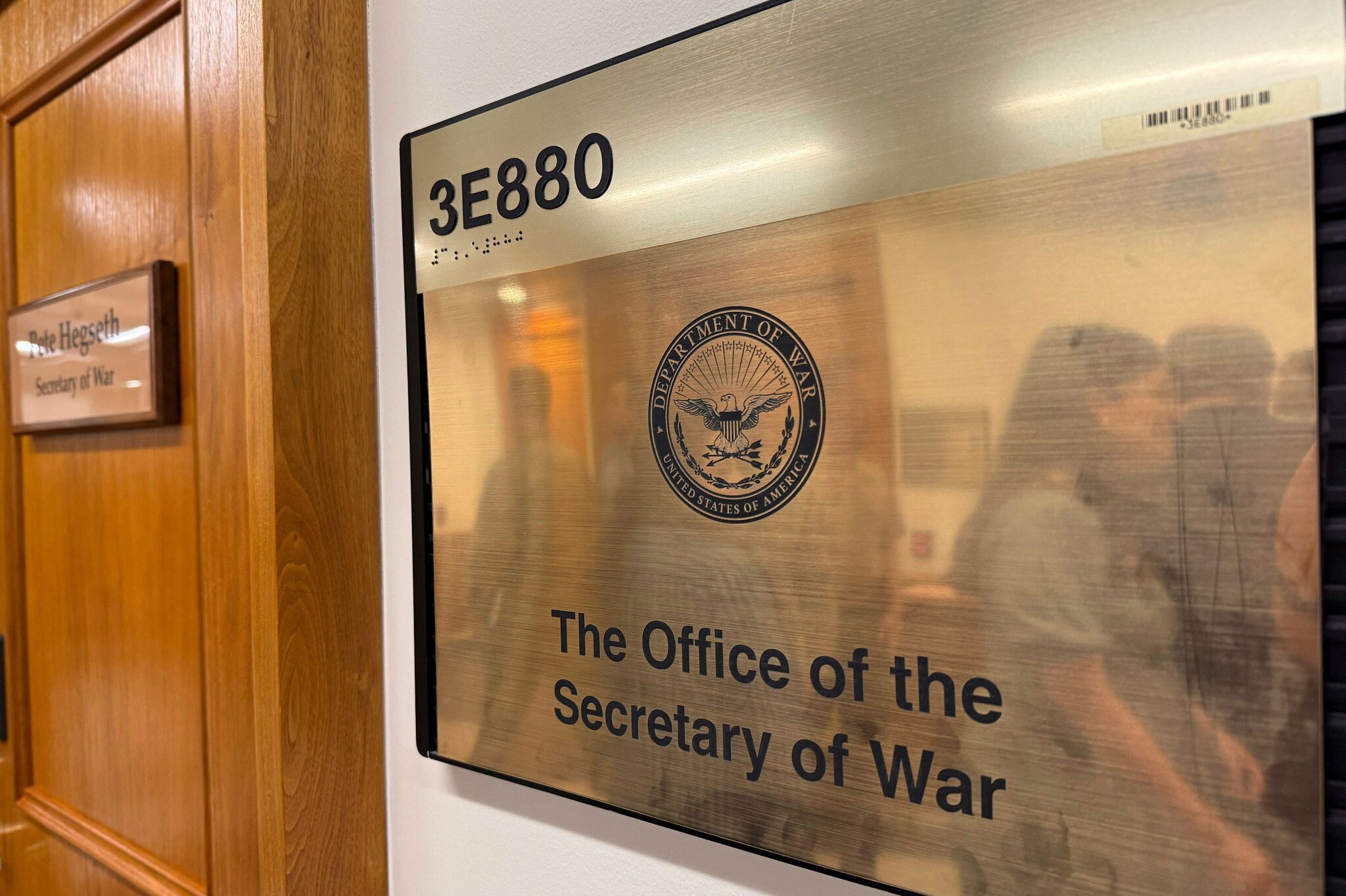Trump orders Department of Defense be renamed to Department of War