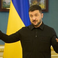Ukrainian President Volodymyr Zelensky talks during his press conference in Kyiv, Ukraine, Saturday, Sept. 27, 2025. (AP Photo/Efrem Lukatsky)