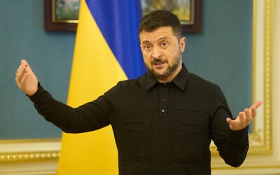 Ukrainian President Volodymyr Zelensky talks during his press conference in Kyiv, Ukraine, September 27, 2025. (AP Photo/Efrem Lukatsky)