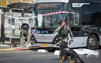 Police and rescue personnel at the scene of a terror attack at Ramot Junction in Jerusalem, September 8, 2025 (Oren Ben Hakoon/FLASH90)