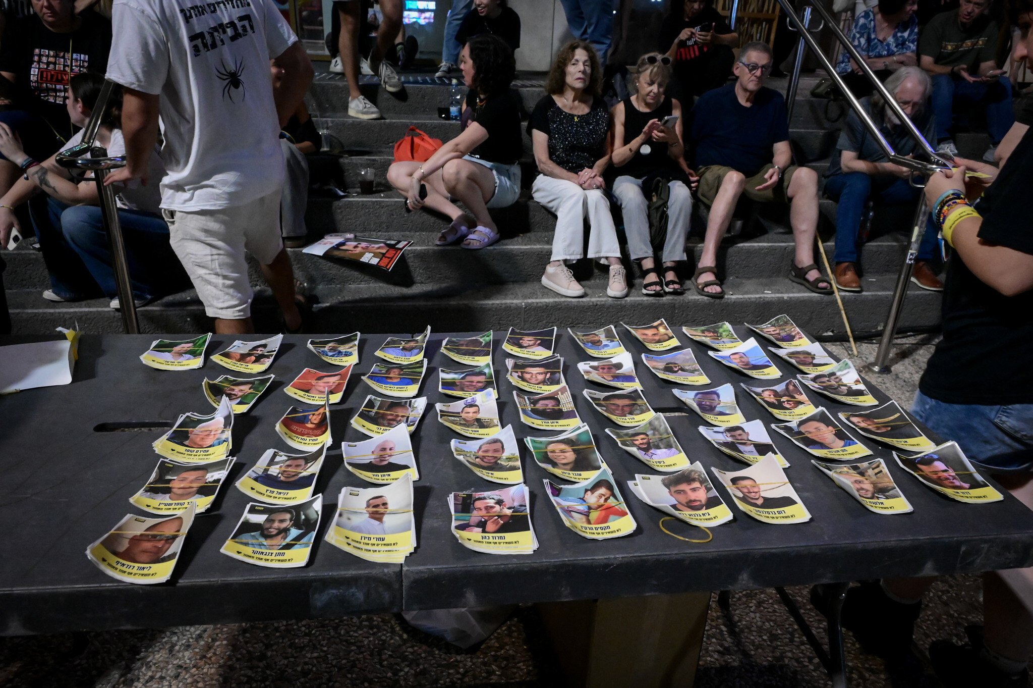 Hamas says it has lost contact with two hostages amid IDF push into Gaza City