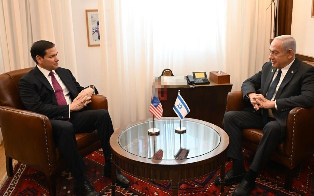 Prime Minister Benjamin Netanyahu, right, hosting US Secretary of State Marco Rubio in Jerusalem on September 15, 2025. (Haim Zach/GPO)