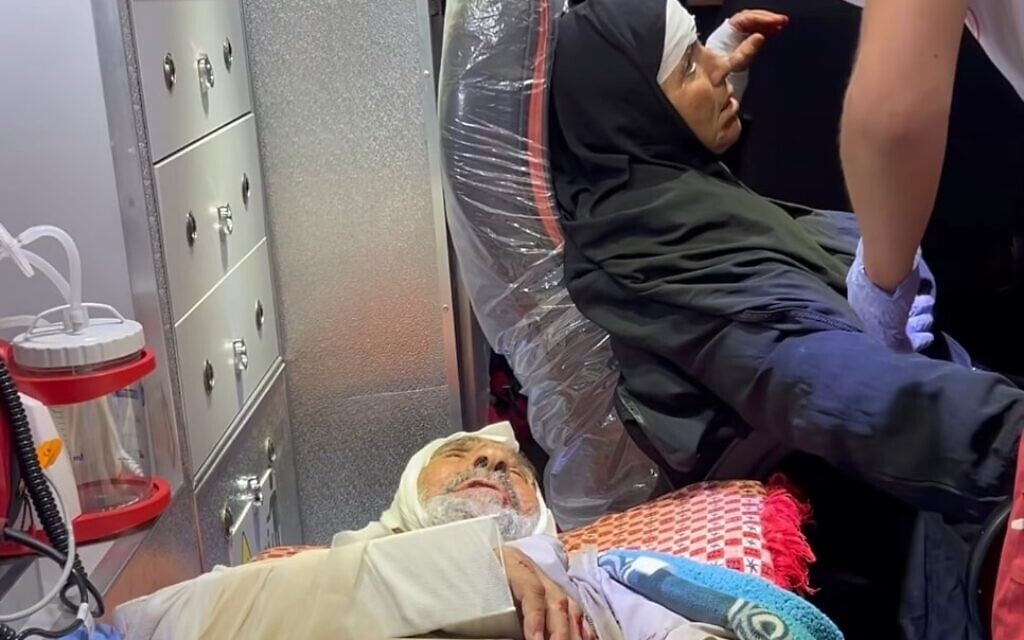 Armed settlers said to injure at least 14 Palestinians, including infant, elderly couple