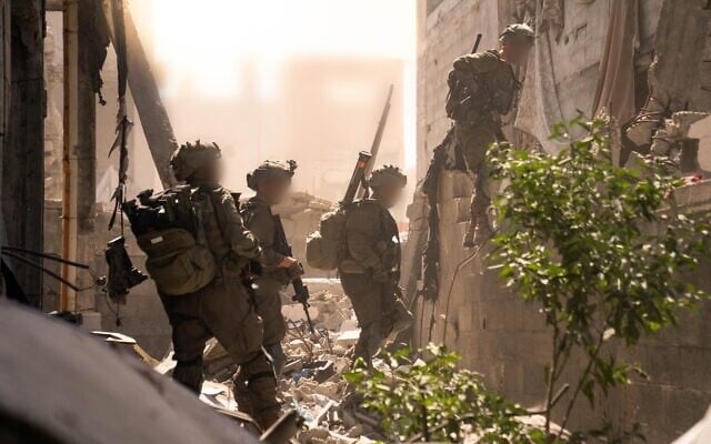 Israeli soldiers operate in the Gaza Strip, in a photo released September 25, 2025. (Israel Defense Forces) Israeli soldiers operate in the Gaza Strip, in a photo released September 25, 2025. (Israel Defense Forces)