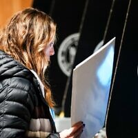 Jewish women casting their votes in the New York City mayoral election face a choice between their priorities as Jews and as women. (ZAMEK/VIEWpress via Getty Images via JTA)