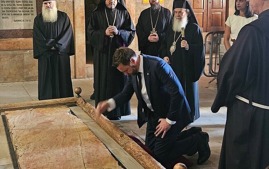 Vance Pushes Gaza Ceasefire, Visits Holy Sepulchre