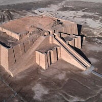 An aerial picture taken on February 13, 2022, shows the Great Ziggurat of Ur in Iraq's southern province of Dhi Qar near the city of Nasiriyah. (Asaad NIAZI / AFP)