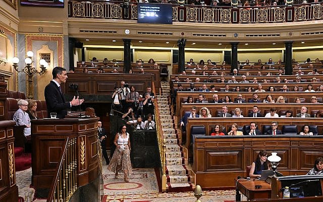 Spain's Prime Minister Pedro Sanchez addresses the Spanish parliament in Madrid on July 9, 2025. (JAVIER SORIANO / AFP) Spain's Prime Minister Pedro Sanchez addresses the Spanish parliament in Madrid on July 9, 2025. (JAVIER SORIANO / AFP)