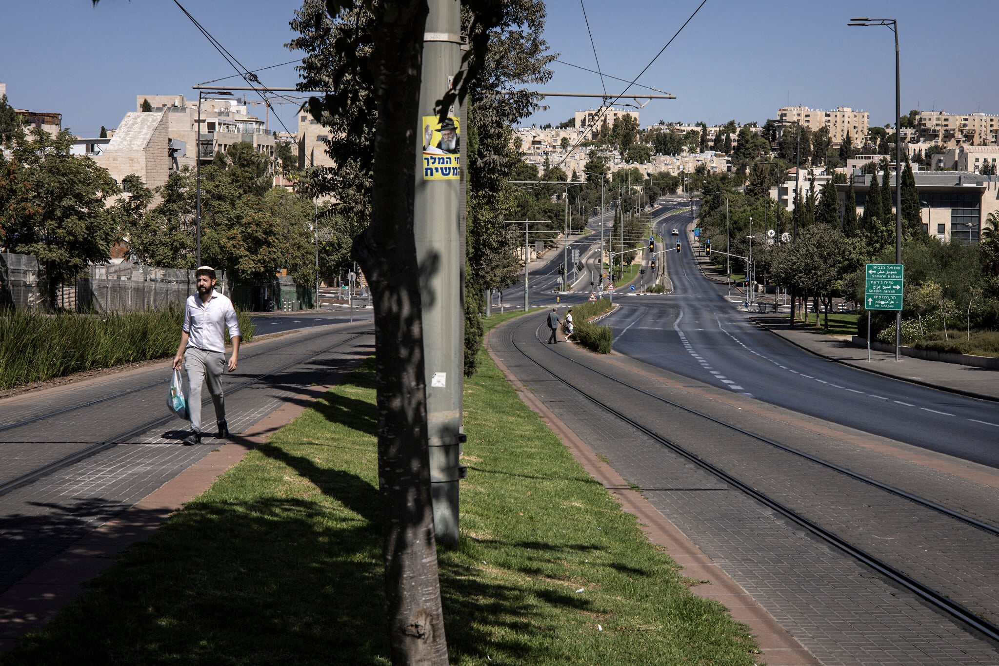 Israelis flood the streets on bikes, taking advantage of Yom Kippur's  car-free roads
