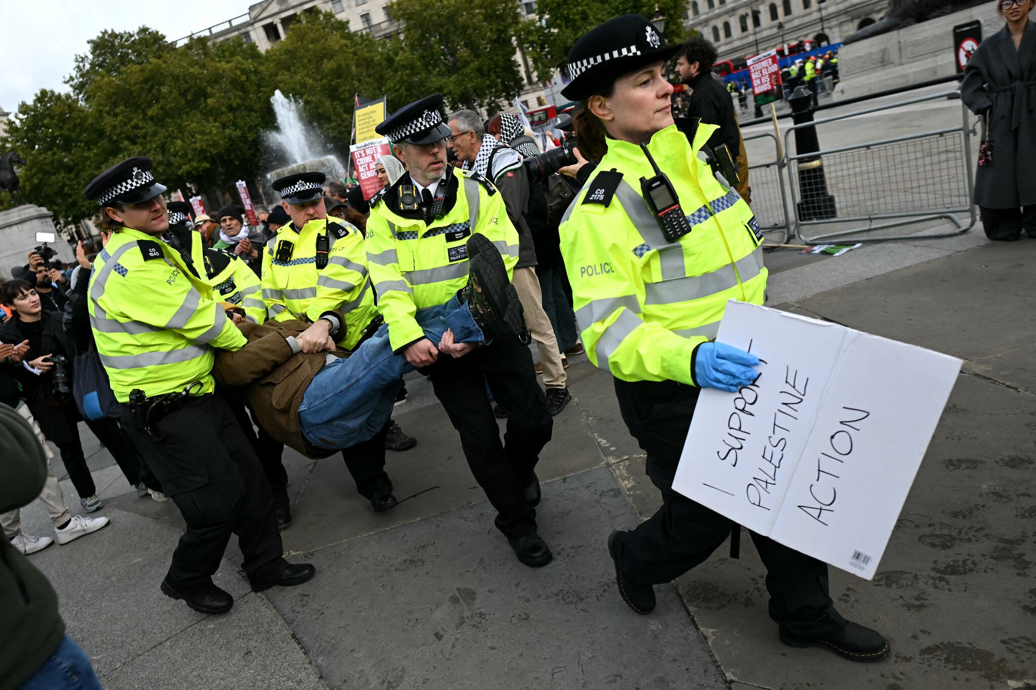 NextImg:UK police to gain greater power to ban protests amid Jewish community fears