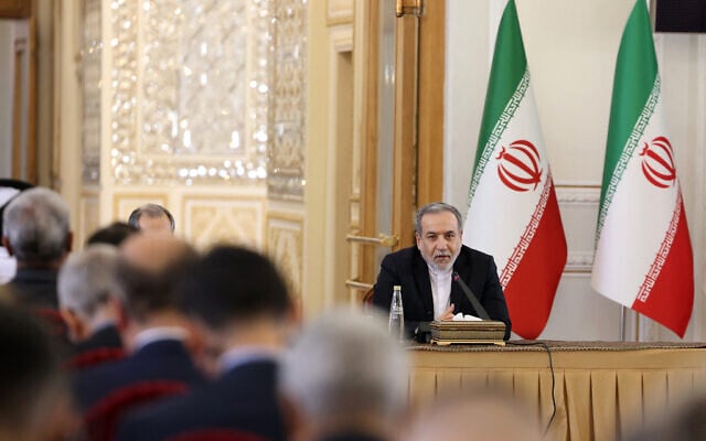 Iranian Foreign Minister Abbas Araghchi addresses foreign ambassadors to Iran, in Tehran on October 5, 2025. (ATTA KENARE / AFP) Iranian Foreign Minister Abbas Araghchi addresses foreign ambassadors to Iran, in Tehran on October 5, 2025. (ATTA KENARE / AFP)