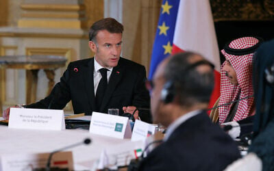 French President Emmanuel Macron during a ministerial meeting on the implementation of the Middle East peace plan in Paris, on October 9, 2025 (Thomas SAMSON / POOL / AFP) French President Emmanuel Macron during a ministerial meeting on the implementation of the Middle East peace plan in Paris, on October 9, 2025 (Thomas SAMSON / POOL / AFP)
