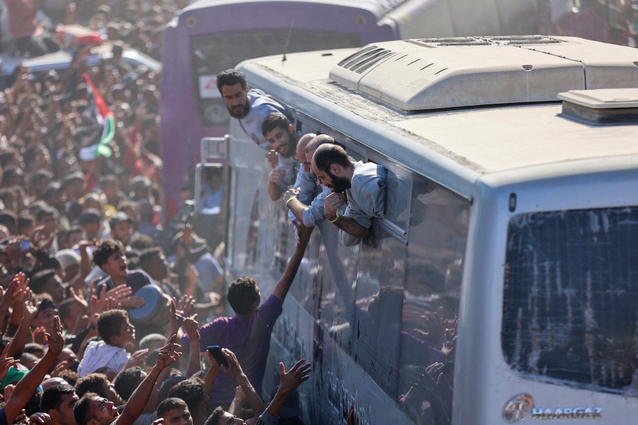 NextImg:Israel frees nearly 2,000 Palestinian prisoners, including hundreds of terror convicts