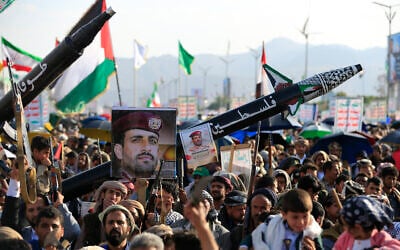 Supporters of Yemen's Houthis attend a rally condemning Israel in Sanaa on October 17, 2025. (Mohammed HUWAIS / AFP) Supporters of Yemen's Houthis attend a rally condemning Israel in Sanaa on October 17, 2025. (Mohammed HUWAIS / AFP)