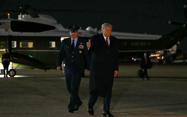 US President Donald Trump boards Air Force One at Joint Base Andrews, Maryland, as he departs for a trip to Asia on October 24, 2025. (Photo by ANDREW CABALLERO-REYNOLDS / AFP) US President Donald Trump boards Air Force One at Joint Base Andrews, Maryland, as he departs for a trip to Asia on October 24, 2025. (Photo by ANDREW CABALLERO-REYNOLDS / AFP)