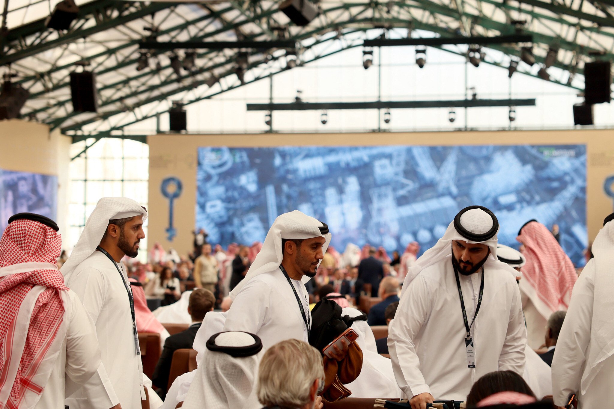 Saudi Arabia Hosts Major Global Investment Conference Focusing on AI Expansion