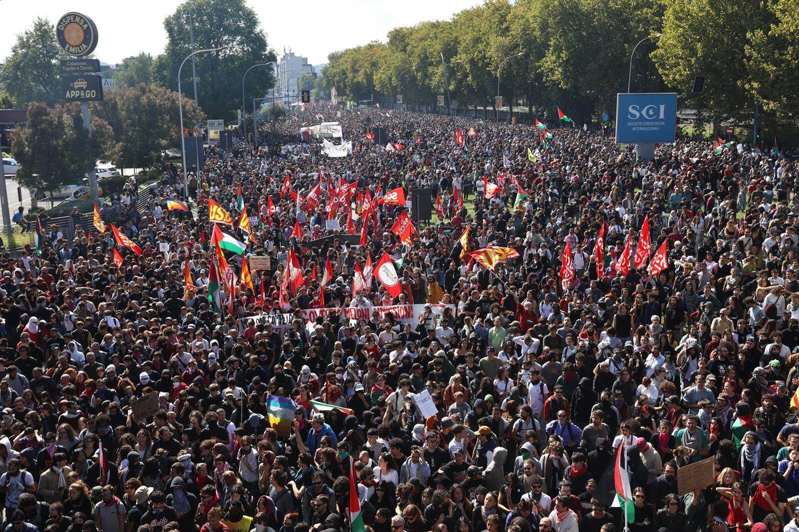 Italian union says 2 million joined general strike over Gaza, as masses march nationwide