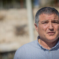 David Zini at the Western Wall in Jerusalem's Old City on August 6, 2025 (Chaim Goldberg/Flash90)