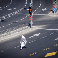 The empty streets in Jerusalem, on Yom Kippur, October 2, 2025. (Jamal Awad/Flash90)