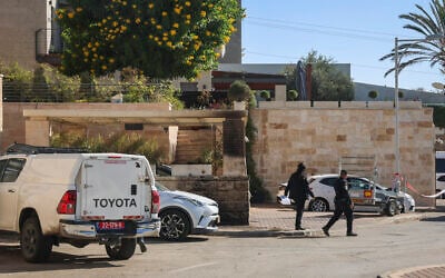 The scene where a former police officer suffering from PTSD set himself on fire outside the home of a senior official from the Ministry of Defense’s Rehabilitation Department, in the community of Neve Ilan, October 31, 2025. (Oren Ben Hakoon/Flash90)