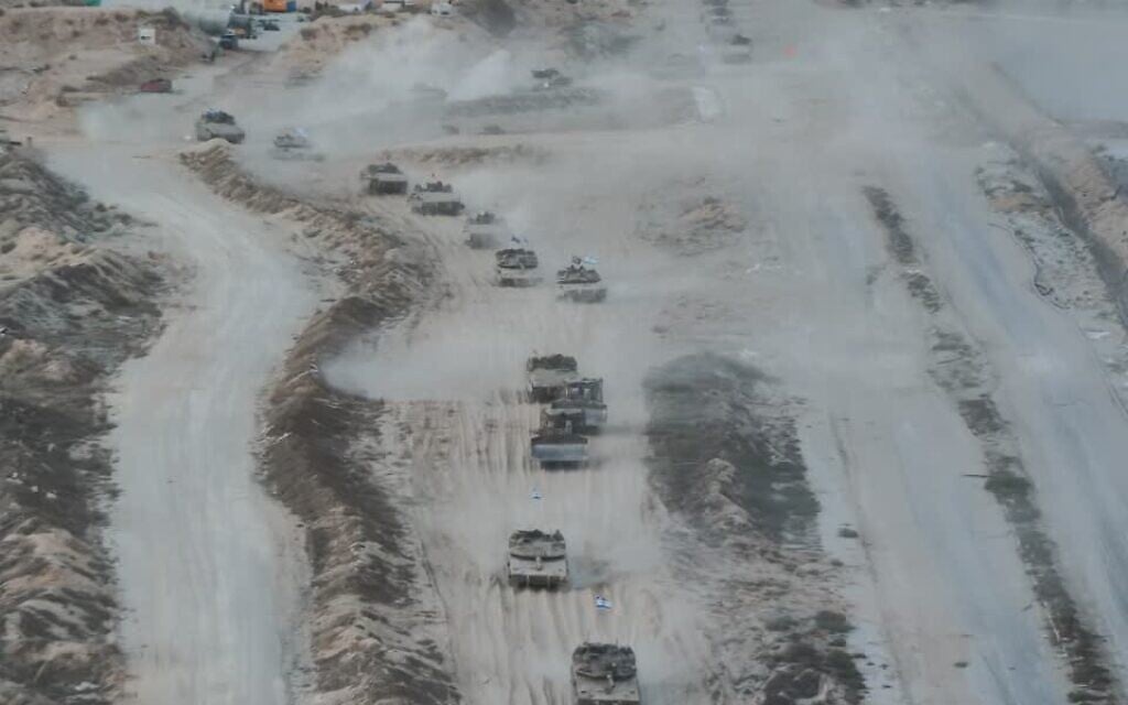 Tanks and armored vehicles of the 188th Armored Brigade roll out of the Gaza Strip, early October 10, 2025. (Amutat Barak 188)
