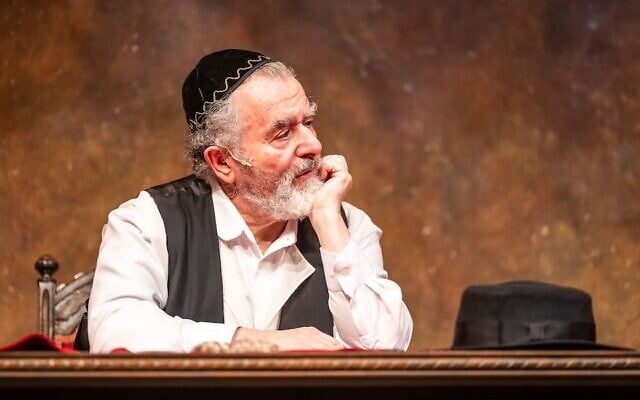 Saul Rubinek plays a version of himself in 'Playing Shylock,' about an actor whose dream to play Shakespeare's controversial Jewish character is thwarted by timid producers. (Dahlia Katz via JTA)