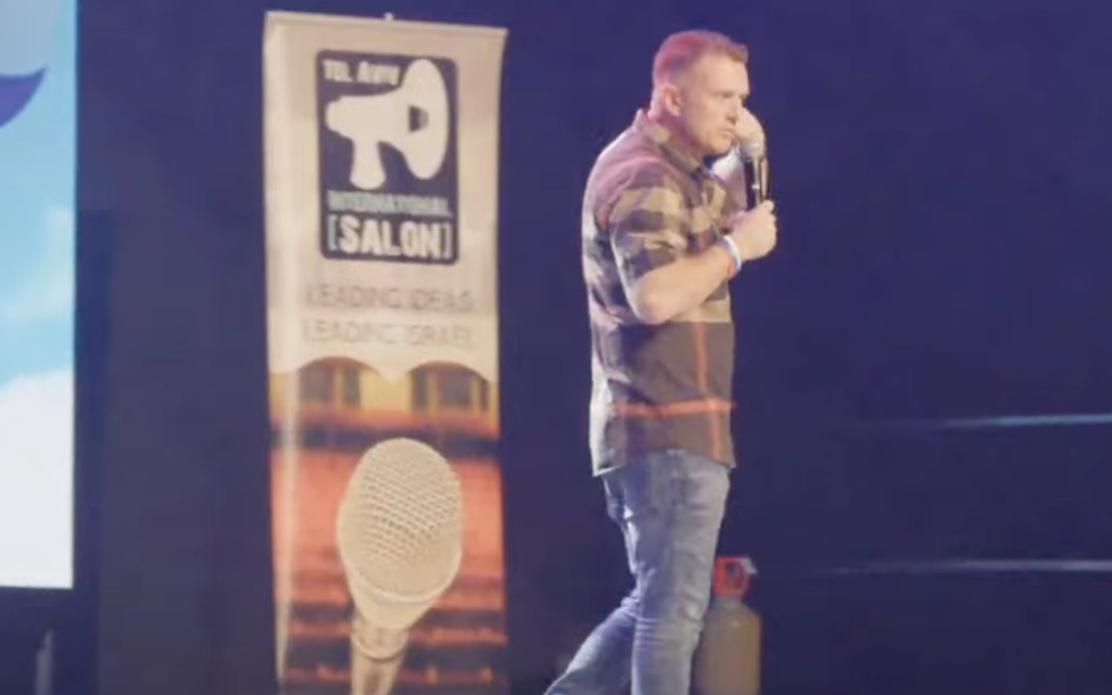 British anti-Islam activist Tommy Robinson speaks in Tel Aviv, on October 18, 2025. (Screen capture via Avi Yemini on YouTube) British anti-Islam activist Tommy Robinson speaks in Tel Aviv, on October 18, 2025. (Screen capture via Avi Yemini on YouTube)
