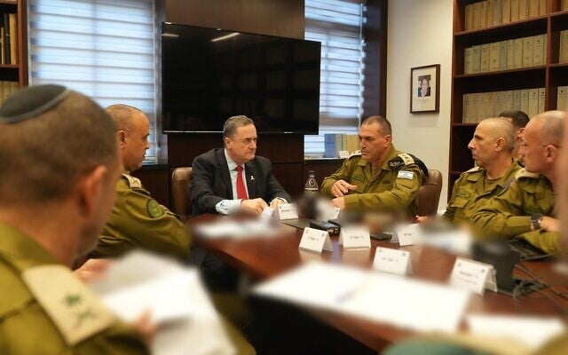Defense Minister Israel Katz (center) meets with IDF Chief of Staff Lt. Gen. Eyal Zamir (right) and other generals, October 9, 2025. (Elad Malka/ Defense Ministry) Defense Minister Israel Katz (center) meets with IDF Chief of Staff Lt. Gen. Eyal Zamir (right) and other generals, October 9, 2025. (Elad Malka/ Defense Ministry)