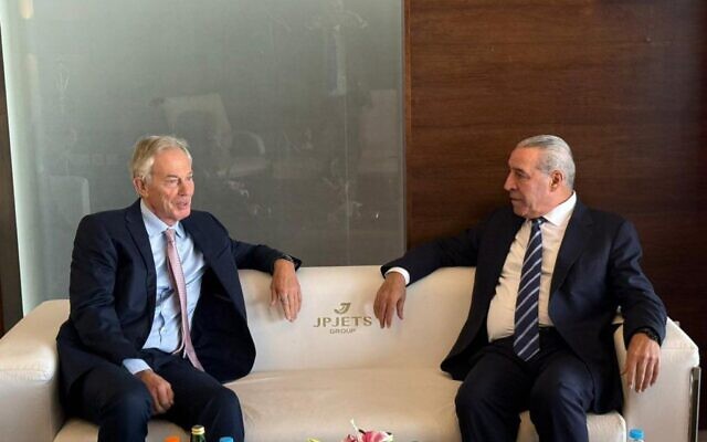 Former UK prime minister Tony Blair (L) meets with Palestine Liberation Organization Vice President Hussein al-Sheikh in Jordan on October 12, 2025. (Wafa)
