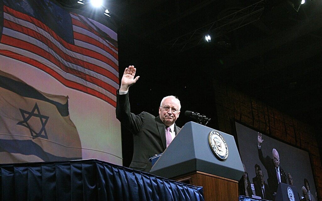 US Vice President Dick Cheney waves to the audience following his address at the American Israel Publlic Affairs Committee (AIPAC) 2007 Policy Conference 12 March, 2007 in Washington, DC. (Photo by KAREN BLEIER / AFP)